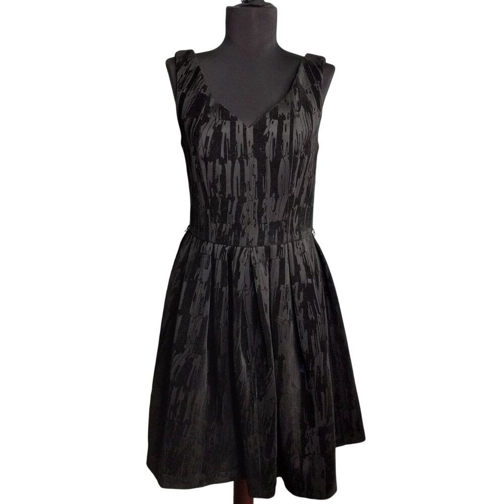 Calvin Klein Size 4 Dress Black Velvet Burnout Sleeveless Fit Flare Midi